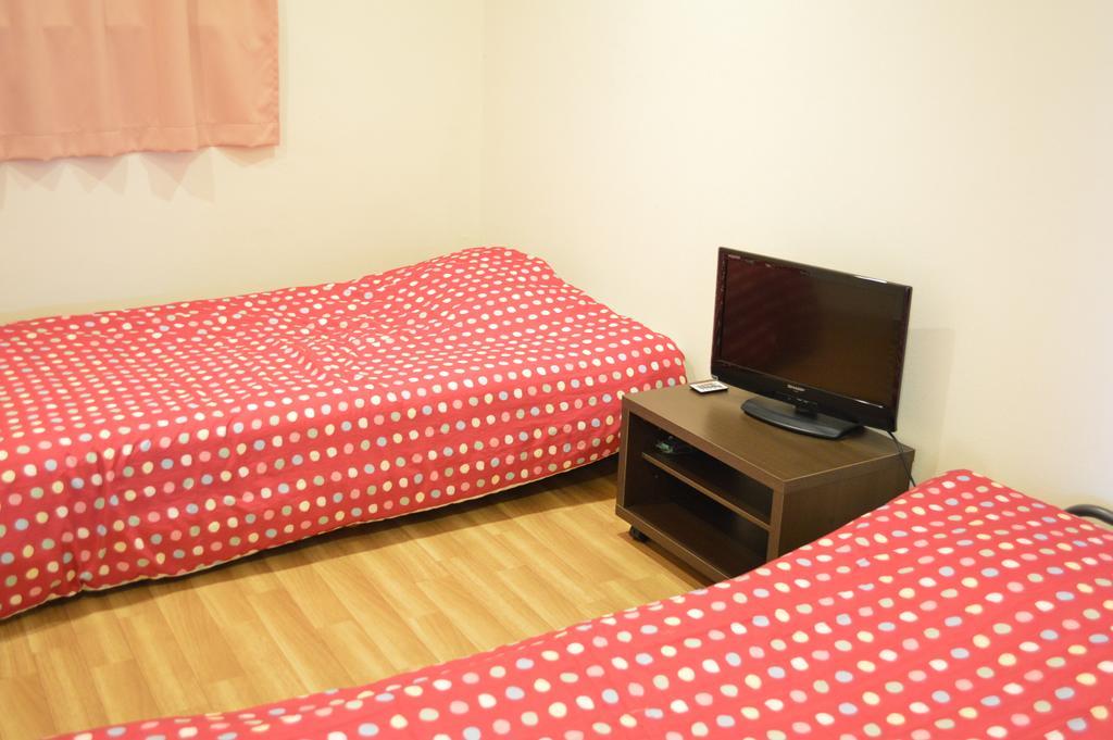 Guest House Fukutomi - Female Only Naha Cameră foto