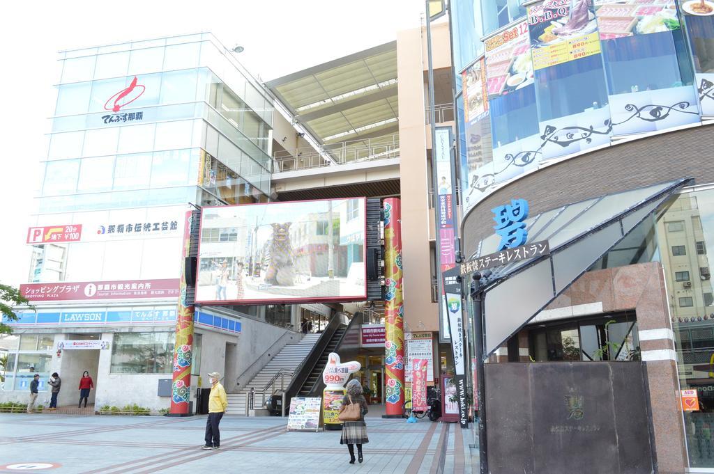 Guest House Fukutomi - Female Only Naha Exterior foto
